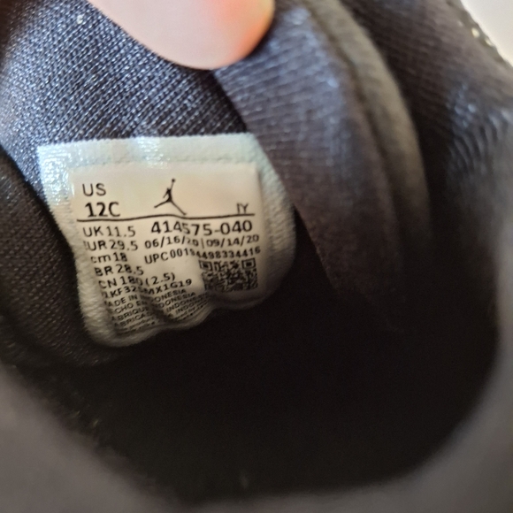 Jordan 13 Retro Hyper Royal Blue &  Black Kids Collectible Sneakers 12C - Picture 11 of 11